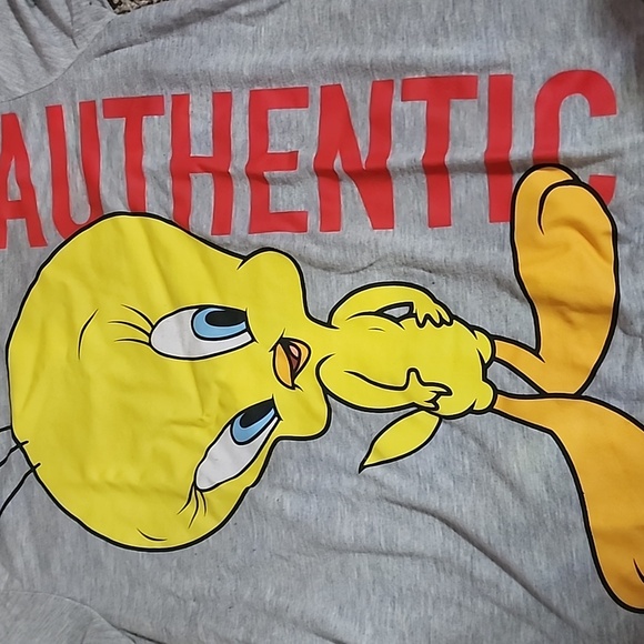 Looney Tunes Tweety Bird Shirt - Picture 3 of 3